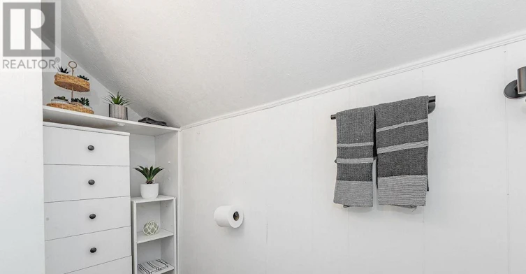 17 Dover Street, Woodstock, ON, N4S 3L7 - 24