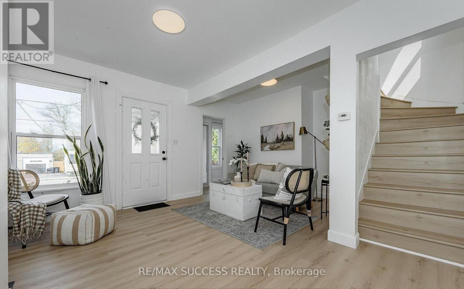 17 Dover Street, Woodstock, ON, N4S 3L7 - 4