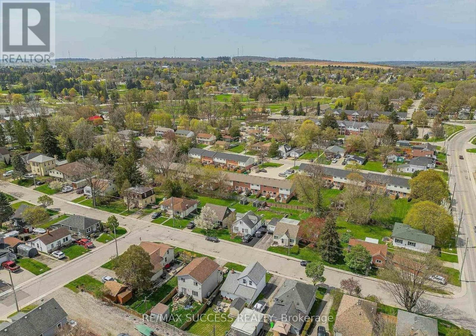 17 Dover Street, Woodstock, ON, N4S 3L7 - 34