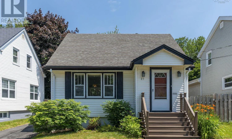27 Esdaile Avenue