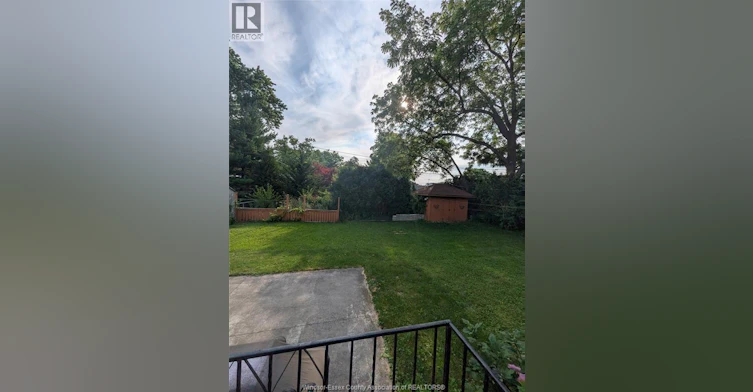3130 Academy Drive, Windsor, ON, N9E 2H4 - 9