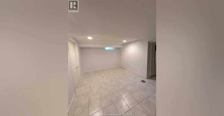 3130 Academy Drive, Windsor, ON, N9E 2H4 - 11