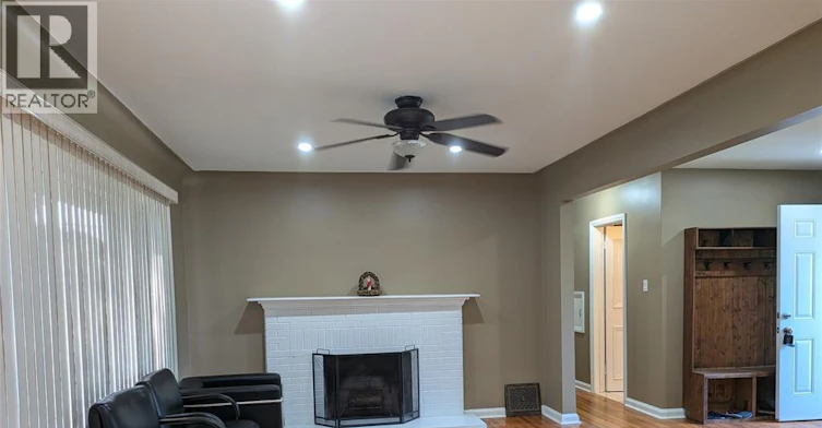 3130 Academy Drive, Windsor, ON, N9E 2H4 - 4