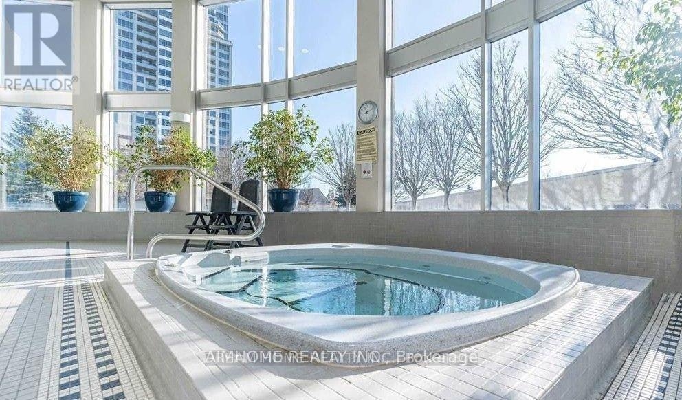 506-17 Barberry Place, Toronto, ON, M2K 3E2 - 3