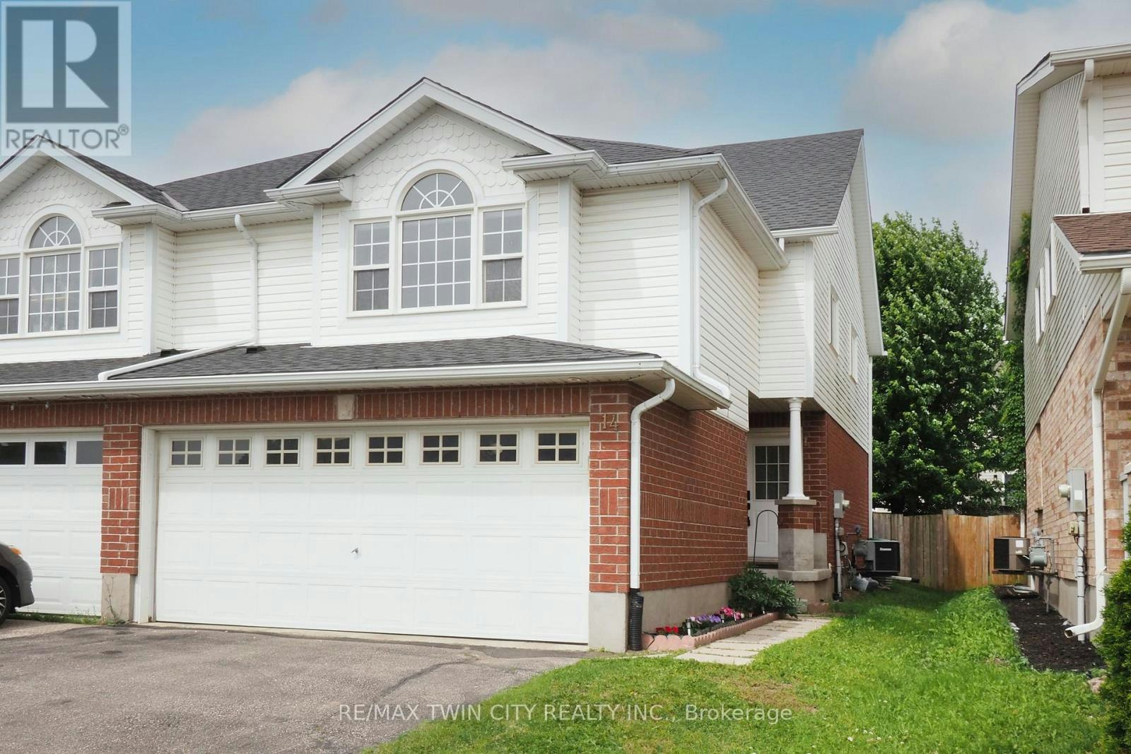 14 Donnenwerth Drive, Kitchener, ON, N2E 3X2