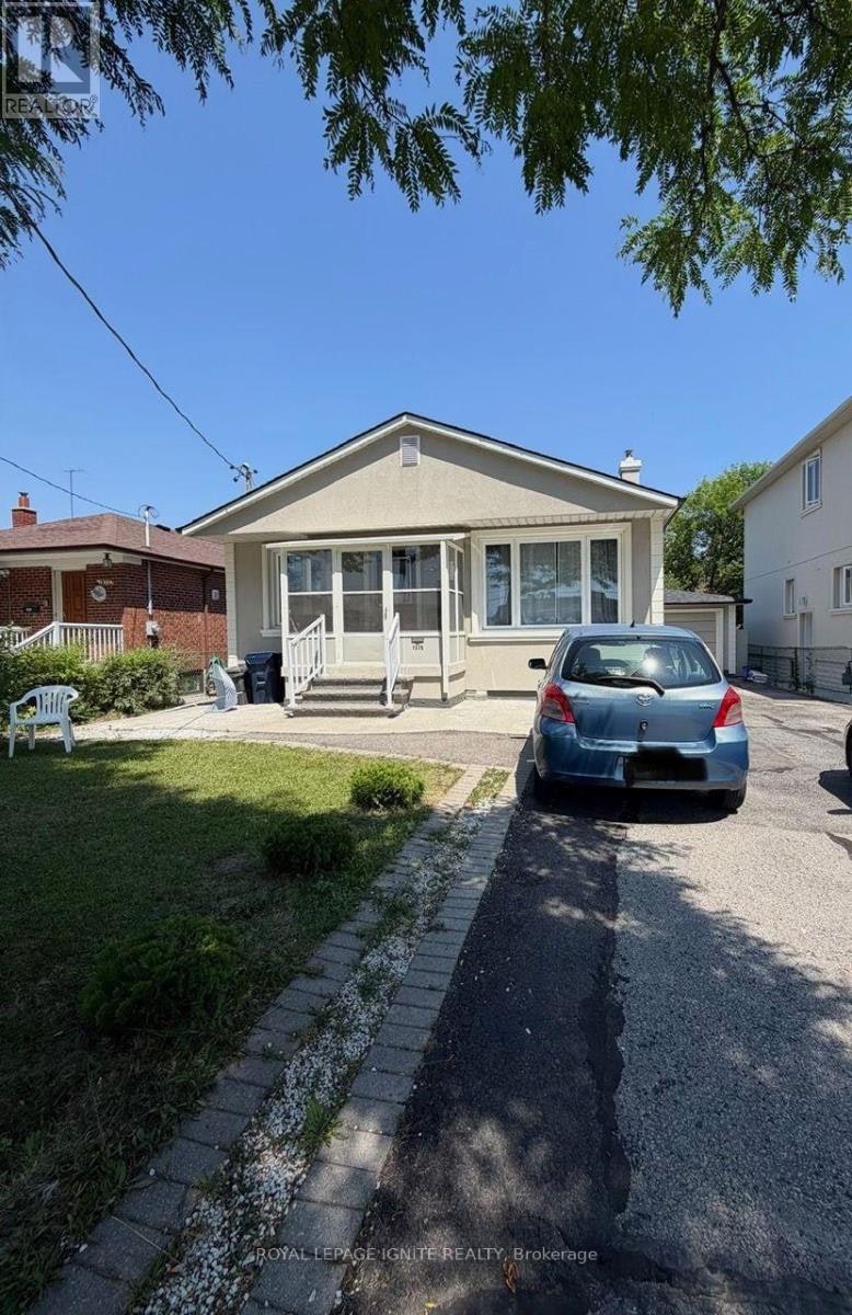 1375 Birchmount Road E, Toronto, ON, M1P 2E2