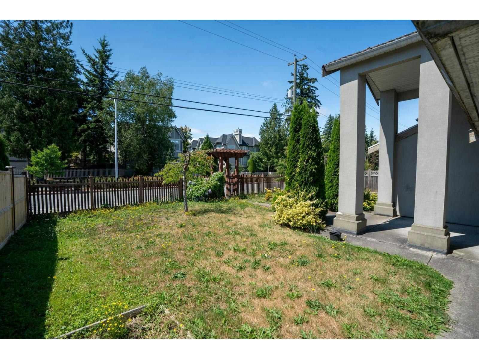 6550 128 Street, Surrey, BC, V3W 4C6 - 6