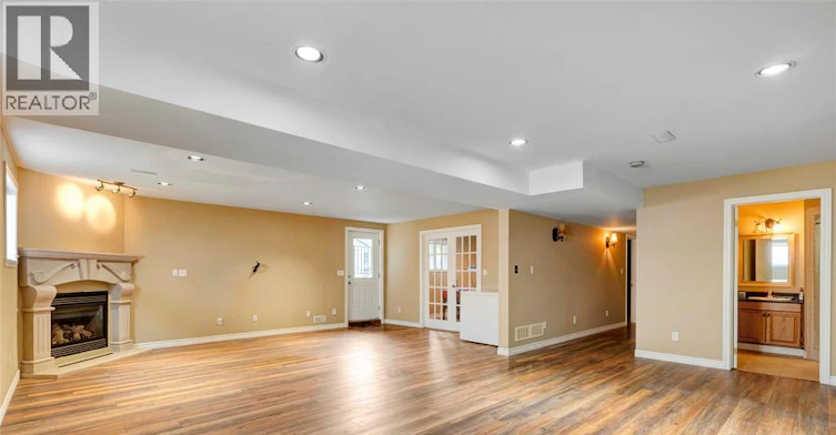 LOWER-80 Whelan Drive, Amherstburg, ON, N9V 4B6 - 4