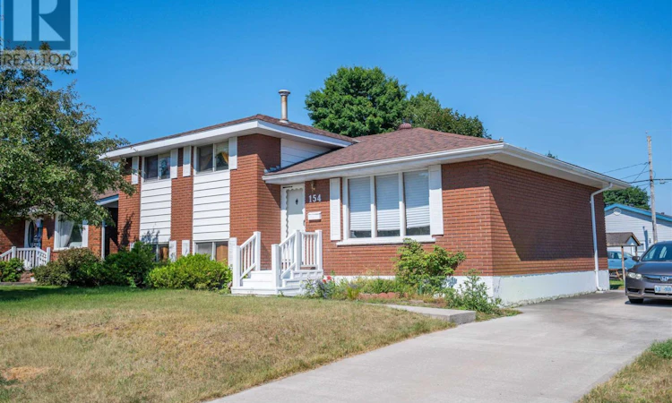 154 Chambers Avenue