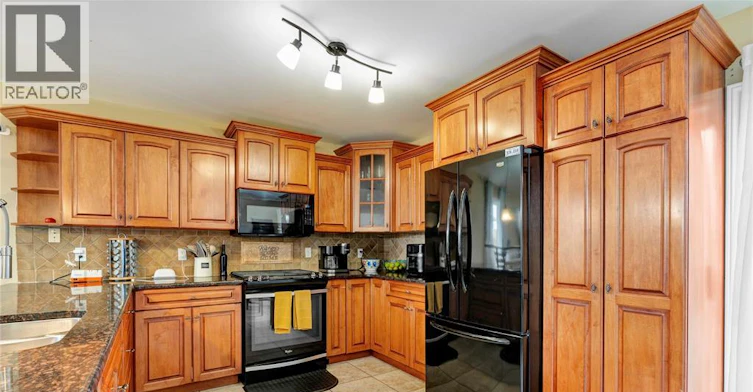 MAIN-80 Whelan Drive, Amherstburg, ON, N9V 4B6 - 9