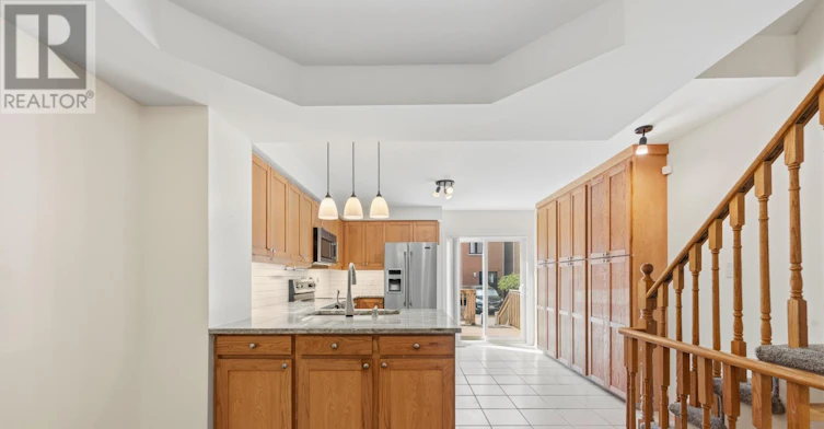 21 Littleyork Road, Toronto, ON, M4E 3W6 - 6