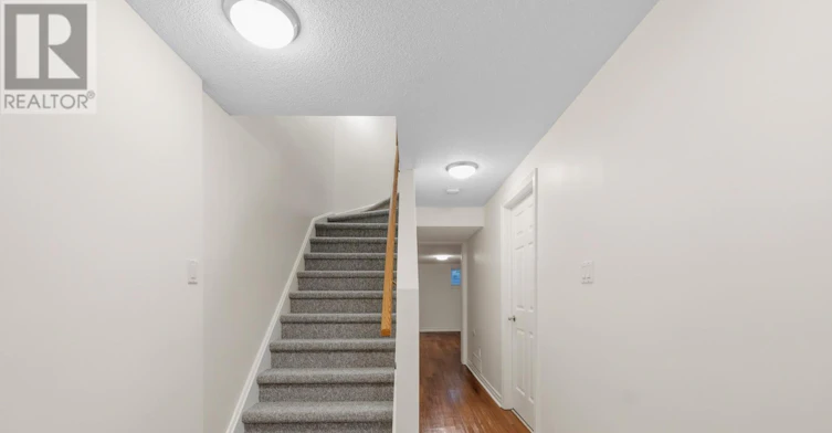 21 Littleyork Road, Toronto, ON, M4E 3W6 - 27