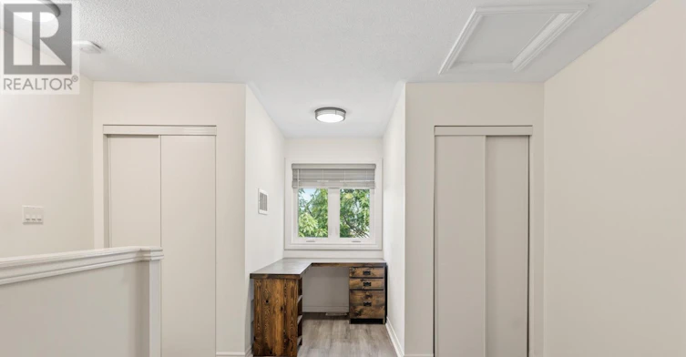 21 Littleyork Road, Toronto, ON, M4E 3W6 - 24