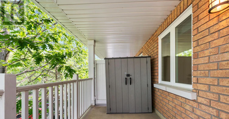 21 Littleyork Road, Toronto, ON, M4E 3W6 - 15
