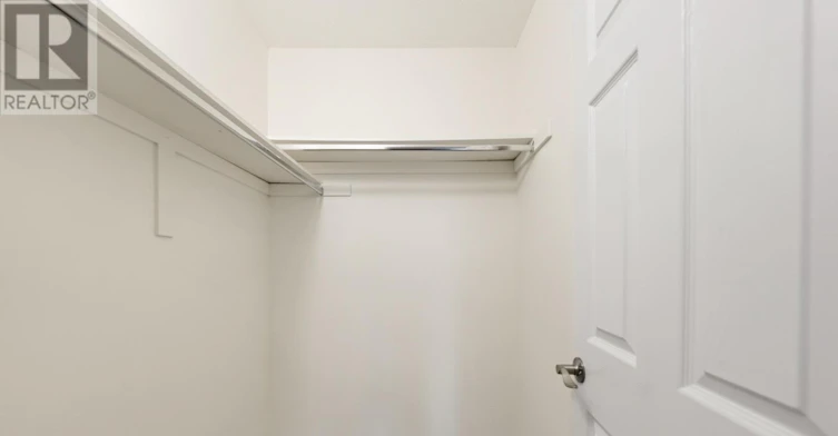 21 Littleyork Road, Toronto, ON, M4E 3W6 - 22