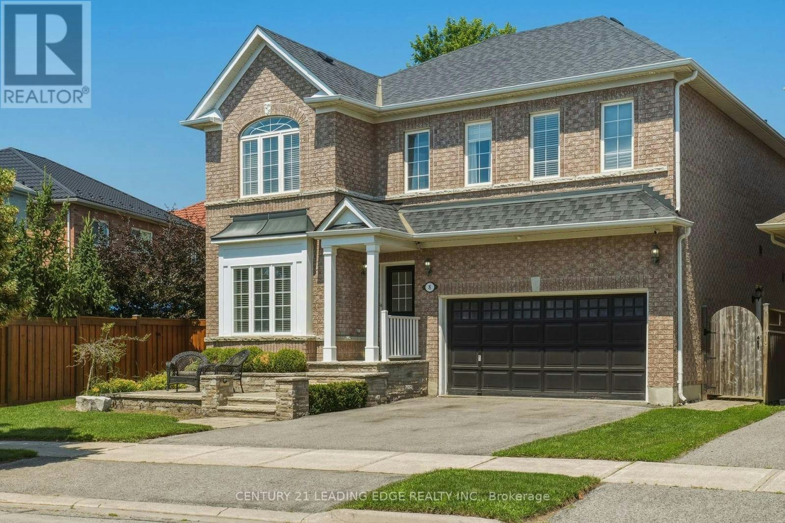 8 Haverhill Terrace, Aurora, ON, L4G 7R7