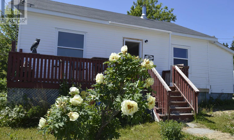 35 Harbour Road
