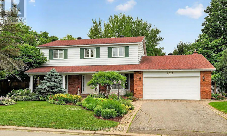 2011 Hollybrook Crescent