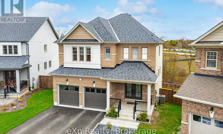 201 Mcfarlane Crescent