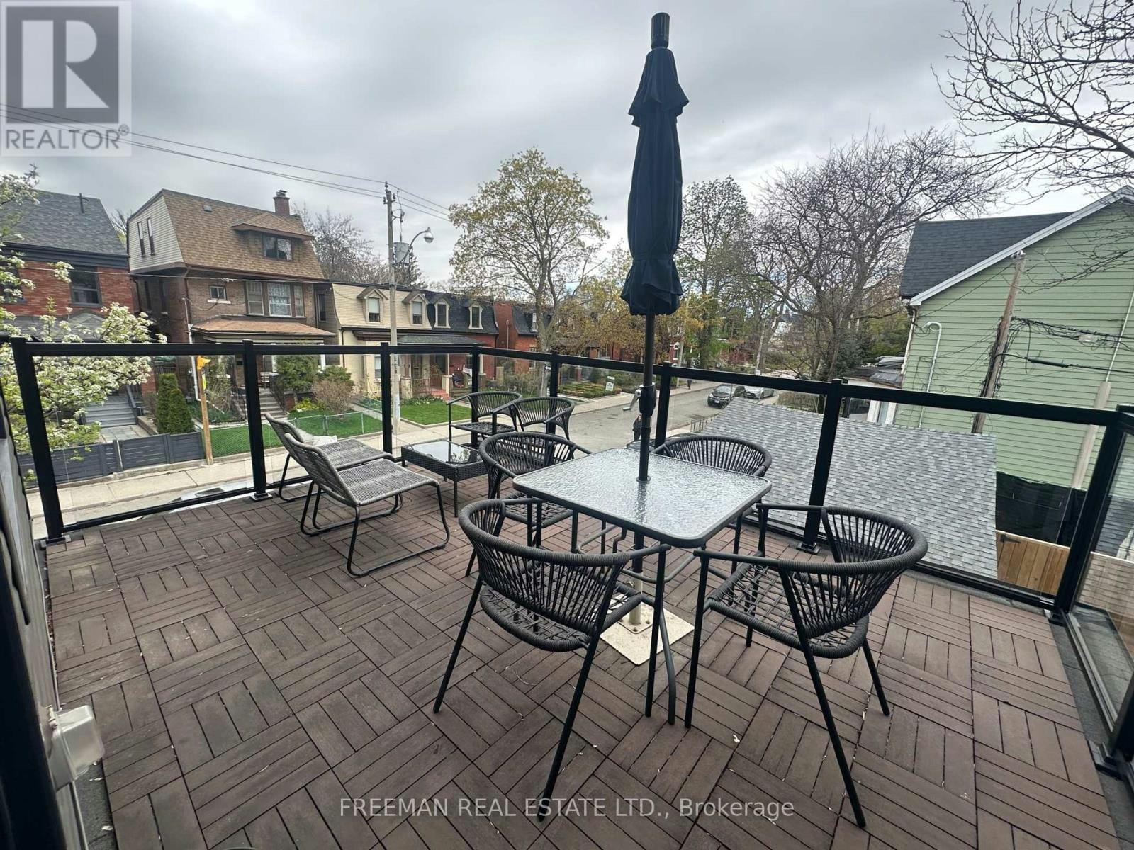 2-50 Russell Street, Toronto, ON, M5S 1B7