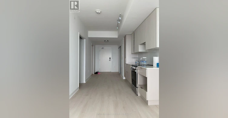 4311-3900 Confederation Parkway, Mississauga, ON, L5B 0M3 - 3