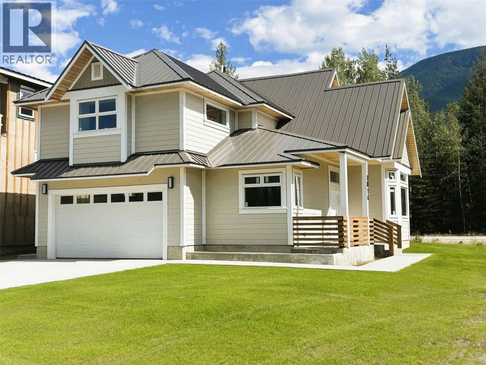 2014 Lanzo Lane, Revelstoke, BC, V0E 2S1