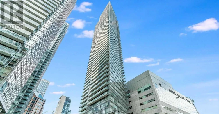 2405-832 Bay Street, Toronto, ON, M5S 1Z6 - 2