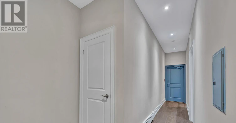 3-62 Lippincott Street, Toronto, ON, M5T 2R5 - 3