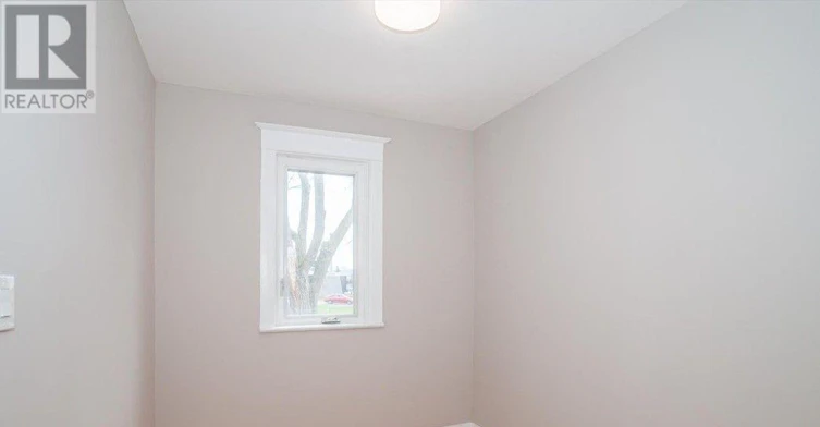 1 Mcintosh Street, Toronto, ON, M1N 3Y3 - 17
