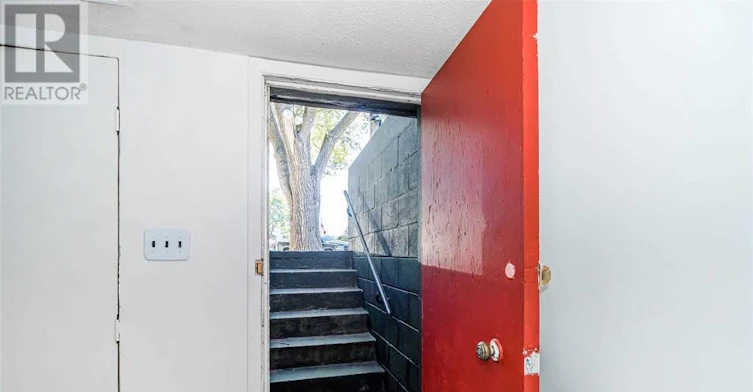 1 Mcintosh Street, Toronto, ON, M1N 3Y3 - 27