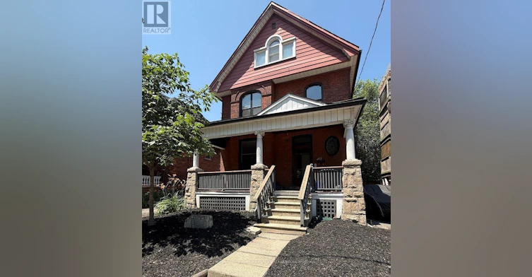 2ND LEVEL-28 Eastbourne Avenue, Hamilton, ON, L8M 2M7