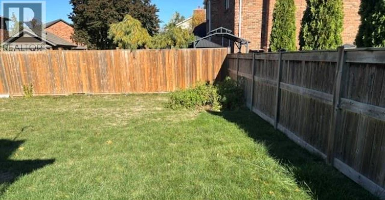 586 Dresden Place, Tecumseh, ON, N8N 4B5 - 11