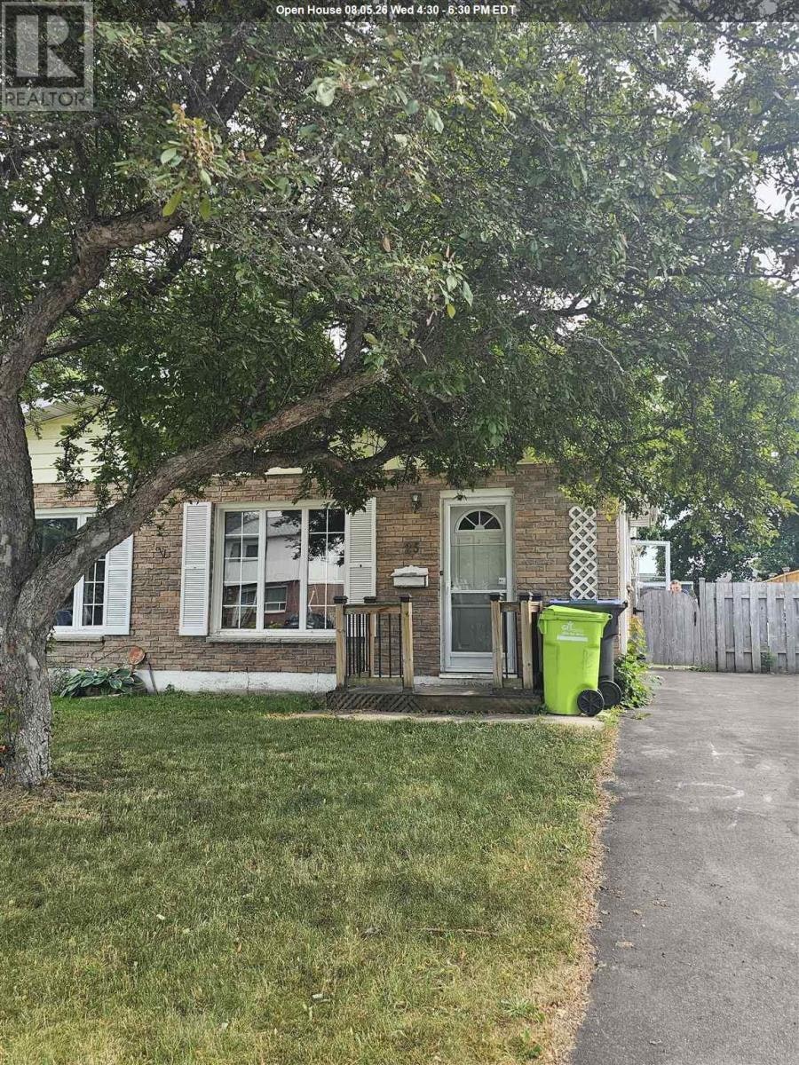 25 Cambridge Place, Sault Ste. Marie, ON, P6A 6E8