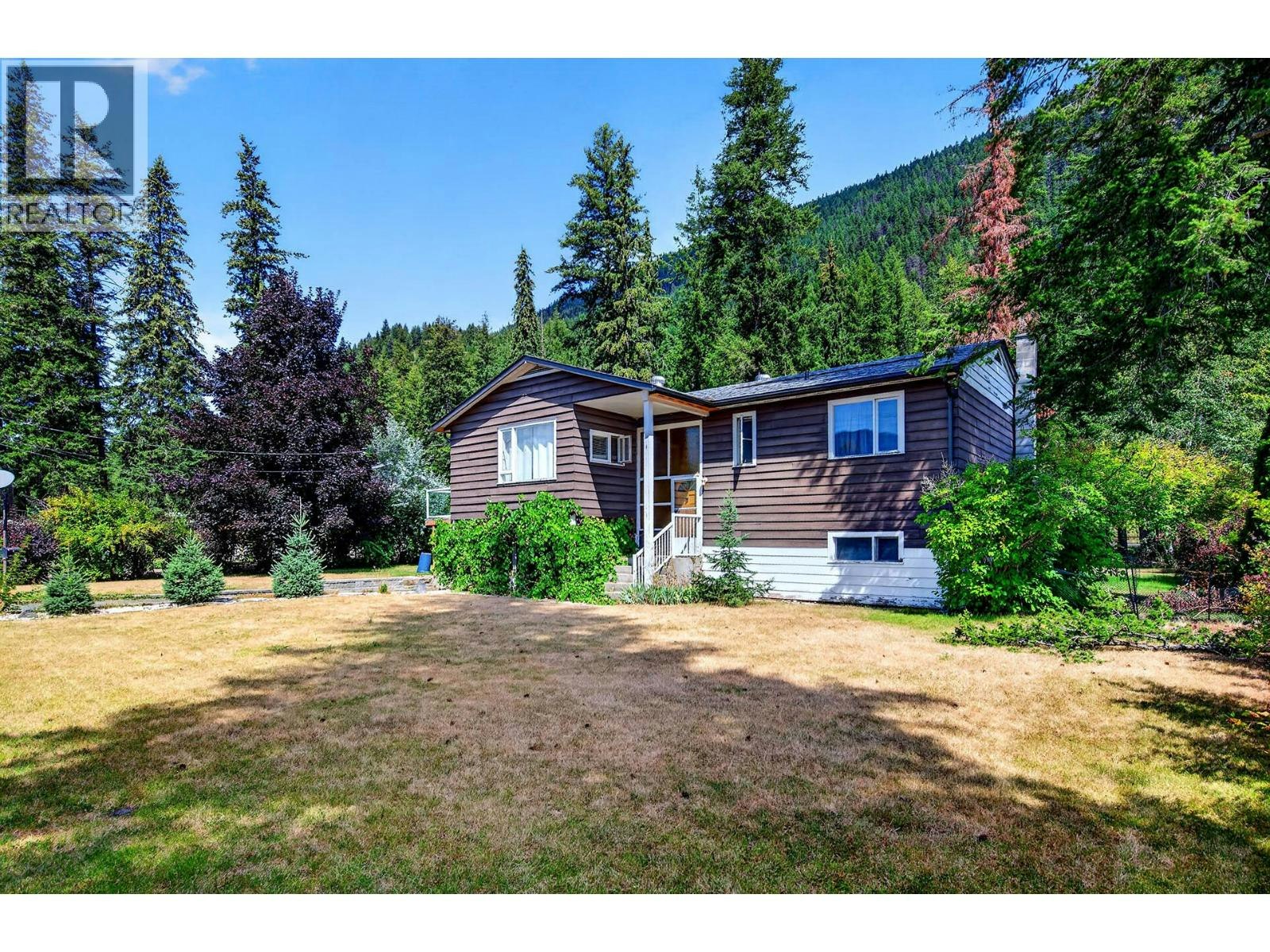 1421 Davy Road, Clearwater, BC, V0E 1N0