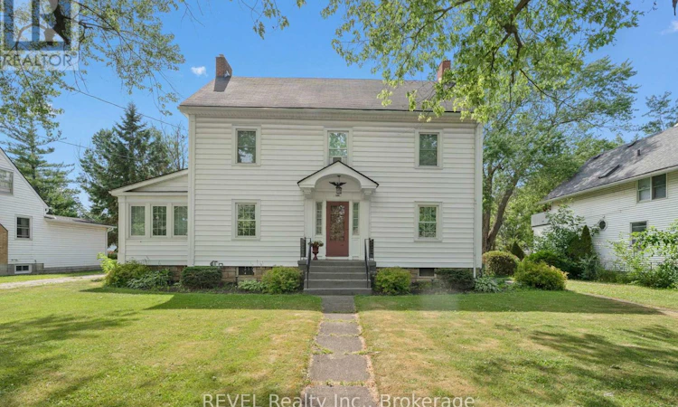 166 North Street N