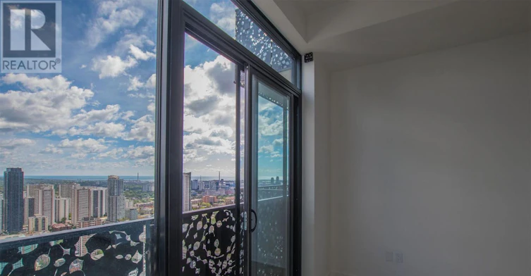3913-55 Charles Street E, Toronto, ON, M4Y 0J1 - 2