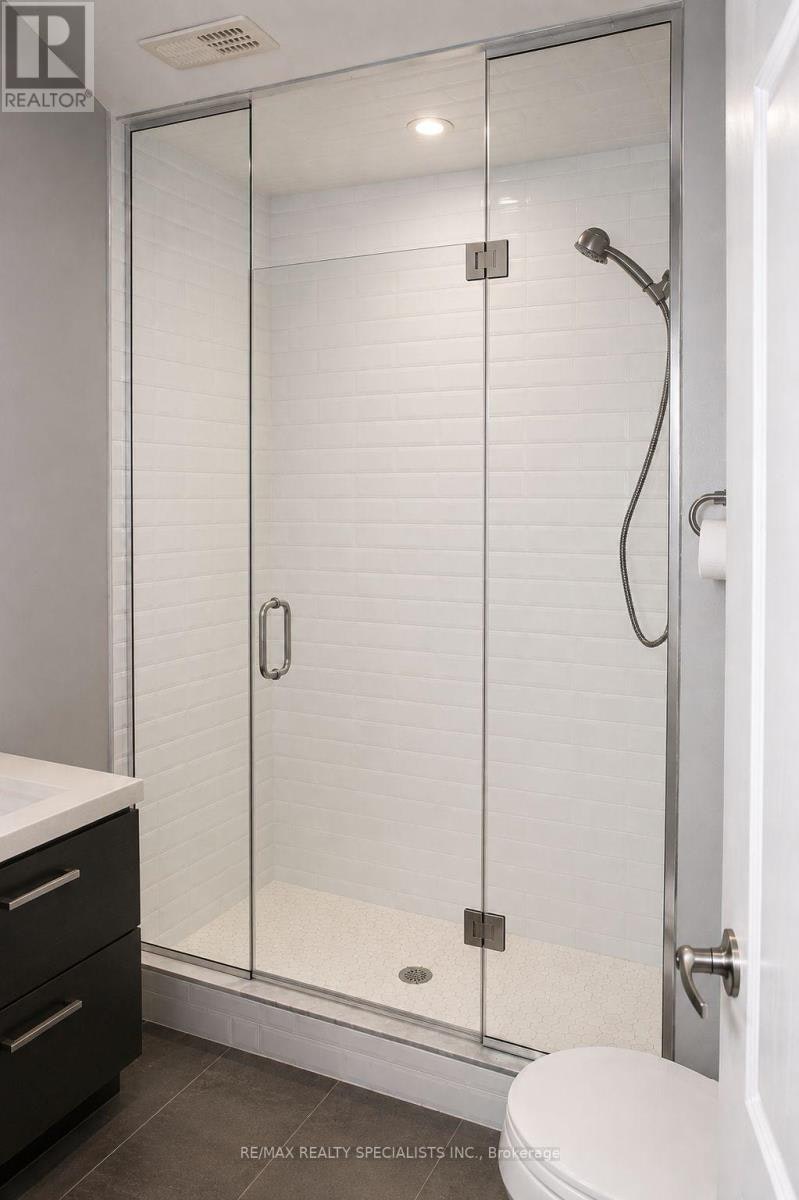6-6 Brant Street, Mississauga, ON, L5G 3N8 - 4