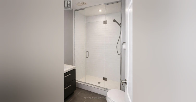 6-6 Brant Street, Mississauga, ON, L5G 3N8 - 4