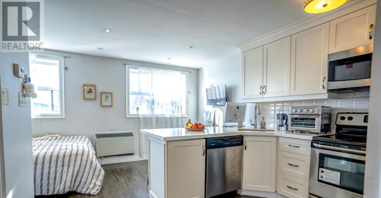 1-6 Brant Street, Mississauga, ON, L5G 3N8 - 2