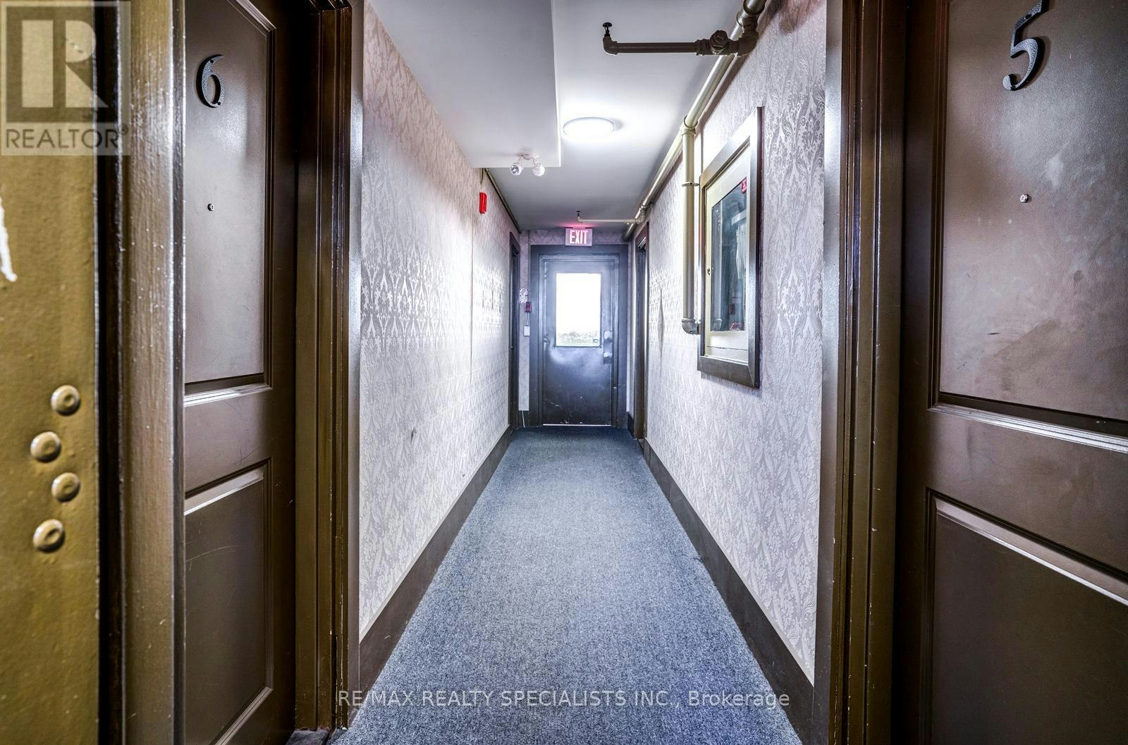 1-6 Brant Street, Mississauga, ON, L5G 3N8 - 11