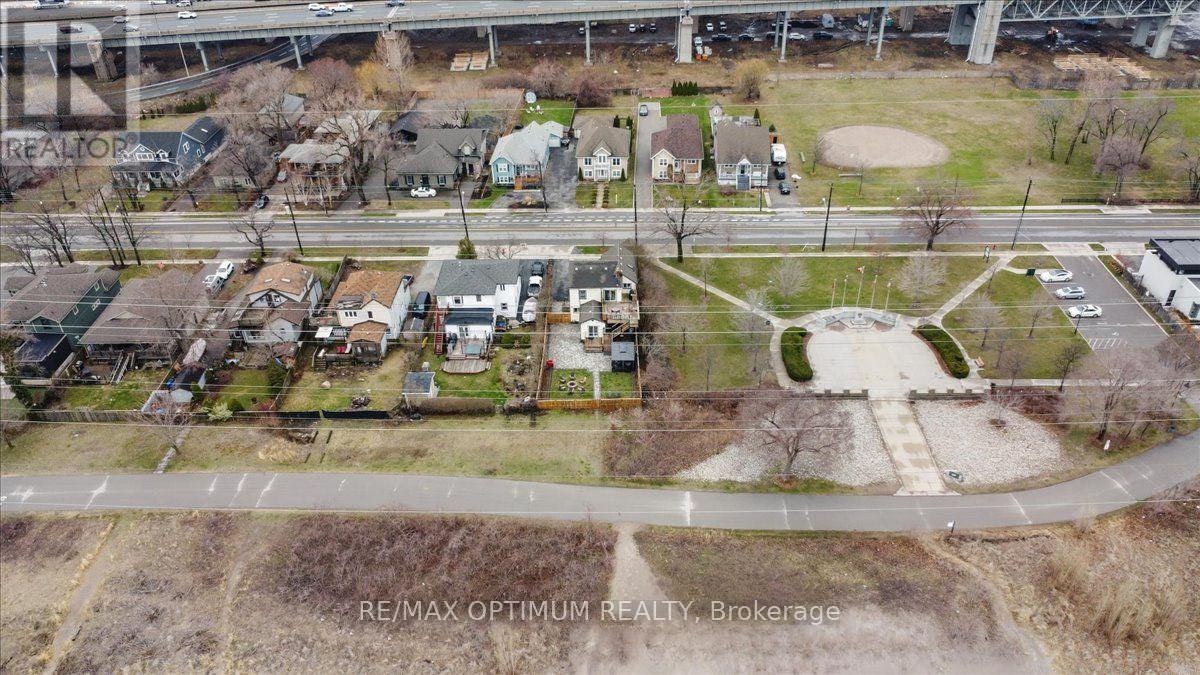 1019 Beach Boulevard, Hamilton, ON, L8H 6Z8 - 42