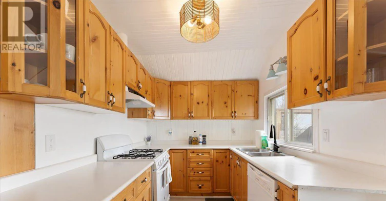 1019 Beach Boulevard, Hamilton, ON, L8H 6Z8 - 25