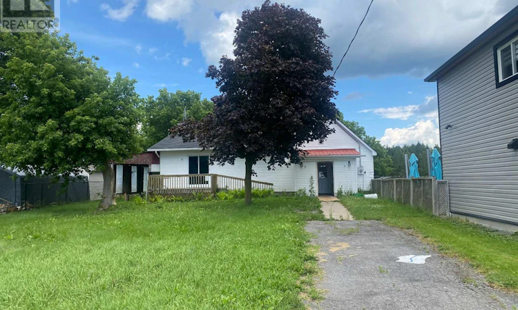 2415 Du Lac Road