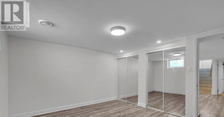 924 Rex Avenue, Ottawa, ON, K2A 2P7 - 17