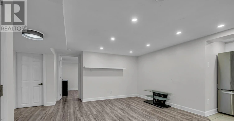 924 Rex Avenue, Ottawa, ON, K2A 2P7 - 14