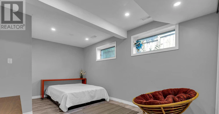 924 Rex Avenue, Ottawa, ON, K2A 2P7 - 22