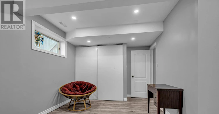 924 Rex Avenue, Ottawa, ON, K2A 2P7 - 23