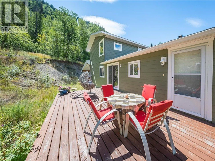 591 Baerg Road, Castlegar, BC, V1N 4K6 - 44