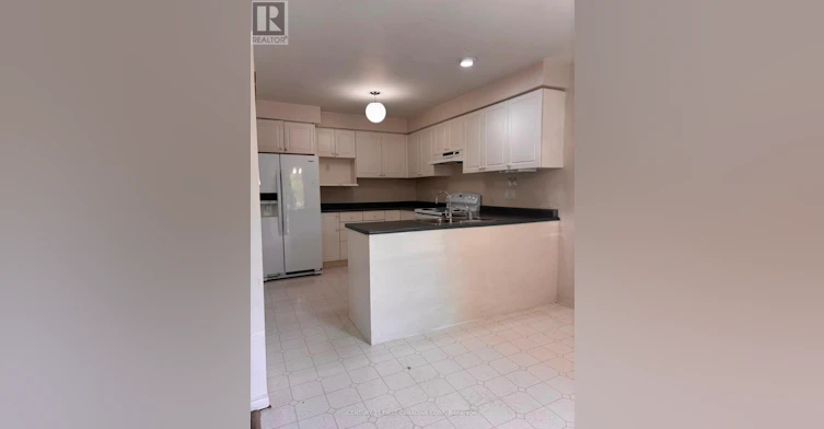 79-601 Grenfell Drive, London, ON, N5X 4E6 - 5