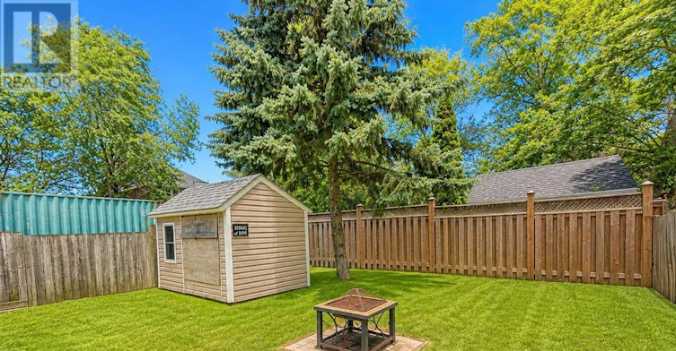 64 Pine Street N, Thorold, ON, L2V 2N9 - 25